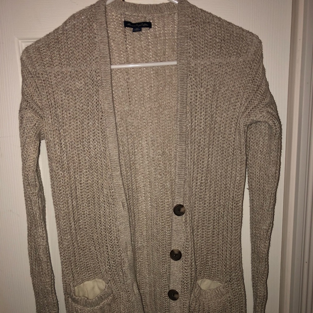 Adorable American Eagle sweater!